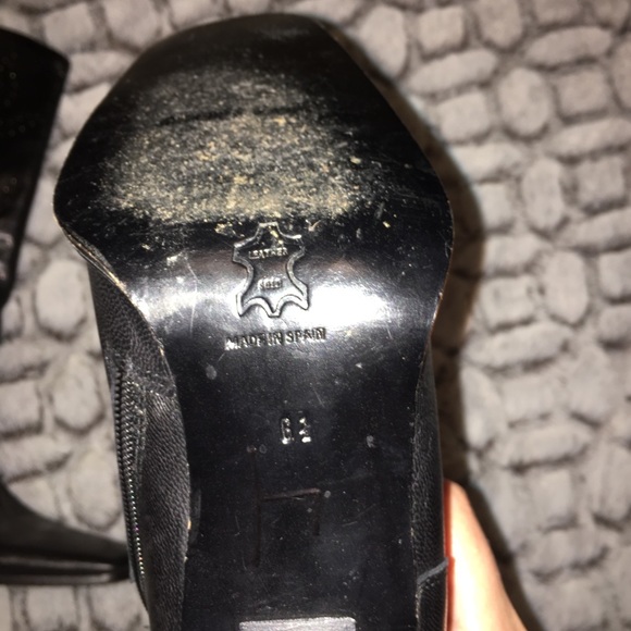 Charles David Leather Boots - Picture 3 of 4